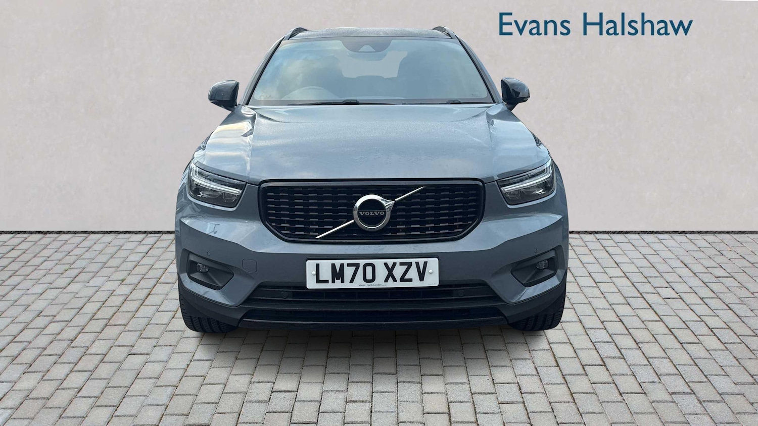 Used Volvo XC40 2020 for sale - 76916048: Photo 1