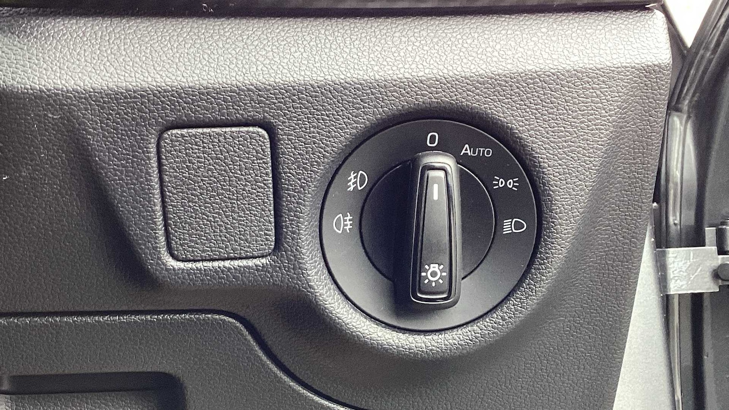 Used Skoda Kamiq 2023 for sale - 77334044: Photo 30