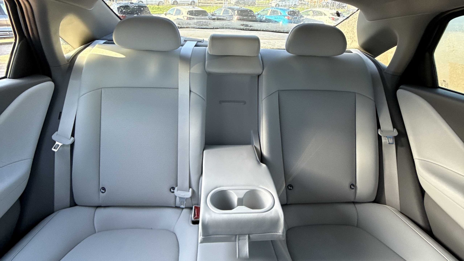 Used Hyundai IONIQ 6 2025 for sale - 76034621: Photo 12