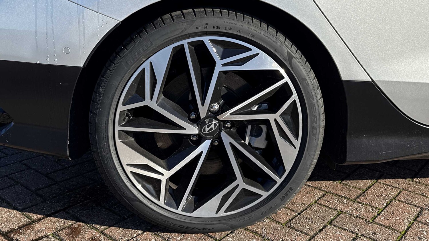 Used Hyundai IONIQ 6 2025 for sale - 76034621: Photo 15