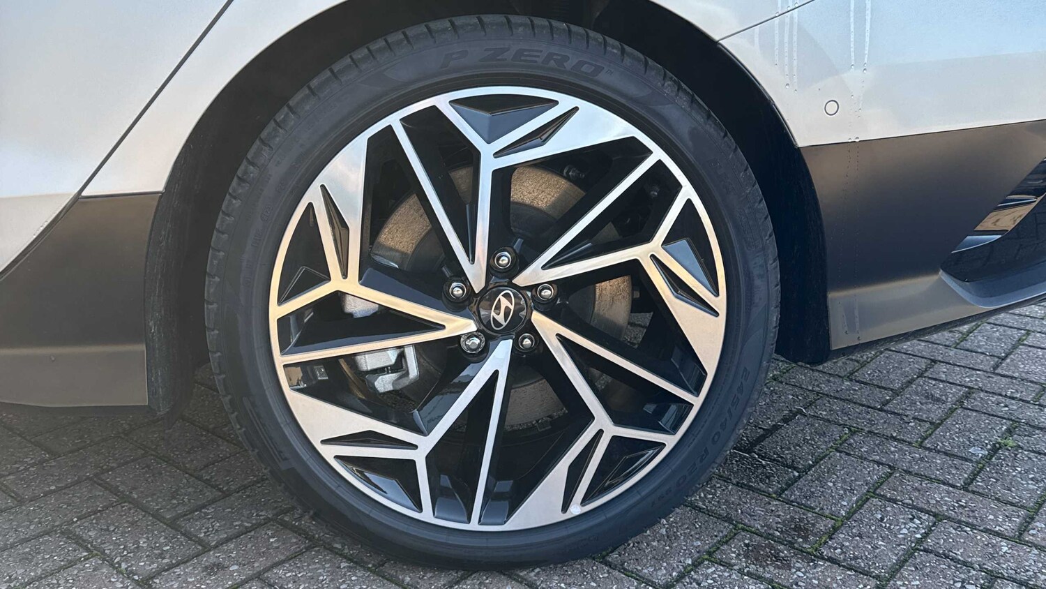 Used Hyundai IONIQ 6 2025 for sale - 76034621: Photo 16