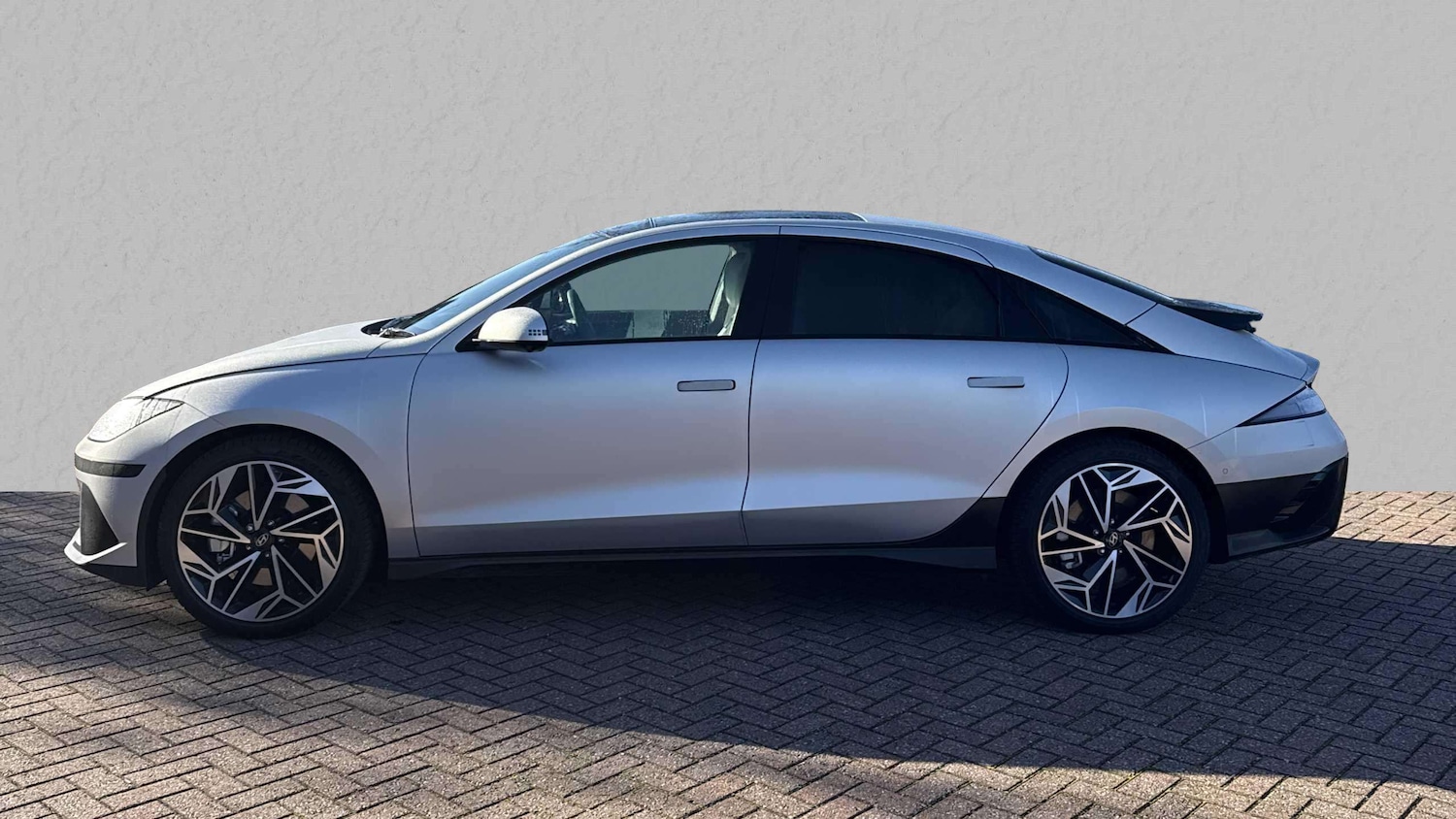 Used Hyundai IONIQ 6 2025 for sale - 76034621: Photo 4