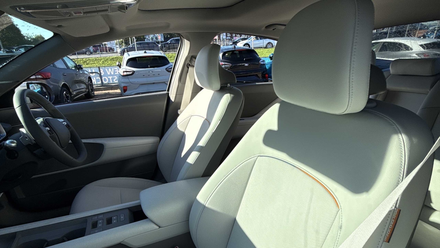 Used Hyundai IONIQ 6 2025 for sale - 76034621: Photo 9