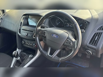 Used Ford Focus 2017 for sale - 77706747: Photo