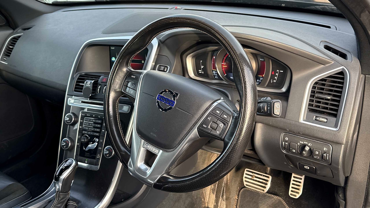 Used Volvo XC60 2016 for sale - 77589236: Photo 4