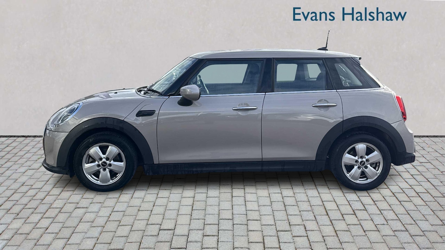 Used MINI Hatch 2022 for sale - 76362629: Photo 4