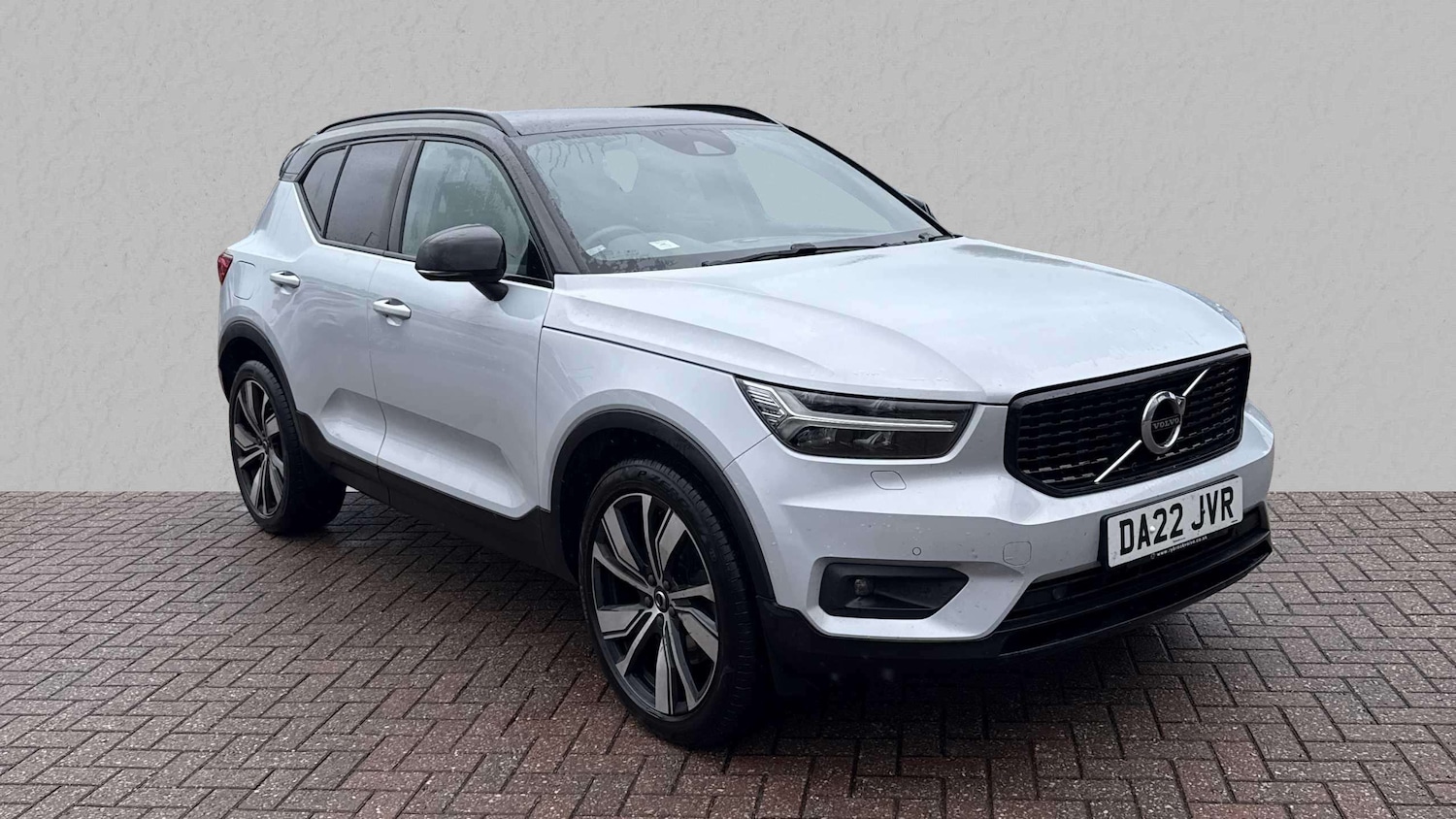 Used Volvo XC40 2022 for sale - 75968145: Photo 1