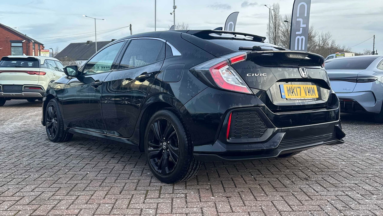 Used Honda Civic 2017 for sale - 77589103: Photo 2