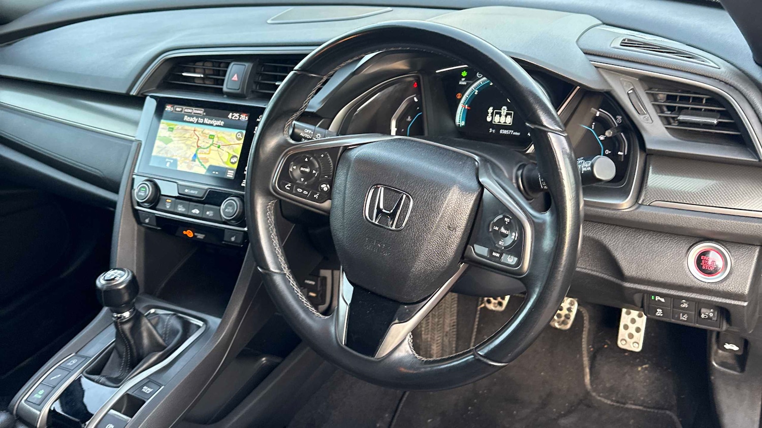 Used Honda Civic 2017 for sale - 77589103: Photo 8