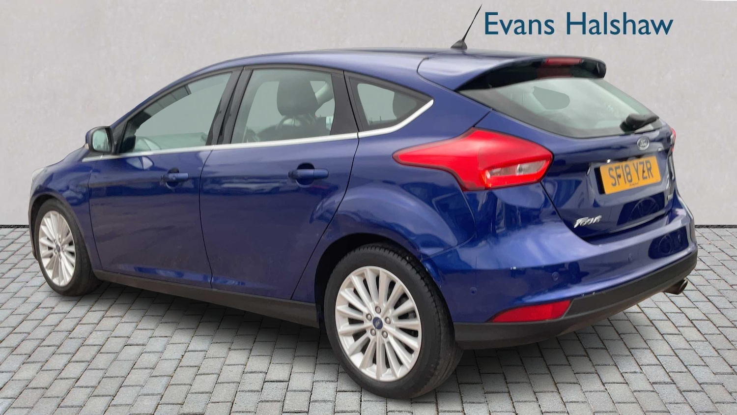 Used Ford Focus 2018 for sale - 77857049: Photo 2