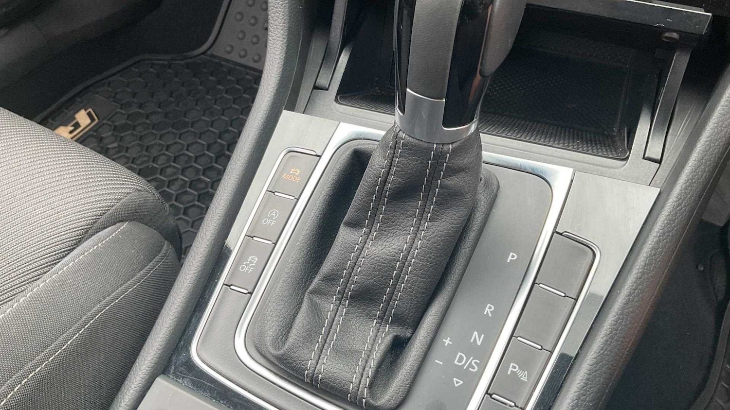 Used Volkswagen Golf 2018 for sale - 76668990: Photo 22