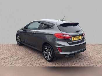 Used Ford Fiesta 2018 for sale - 76113424: Photo 4