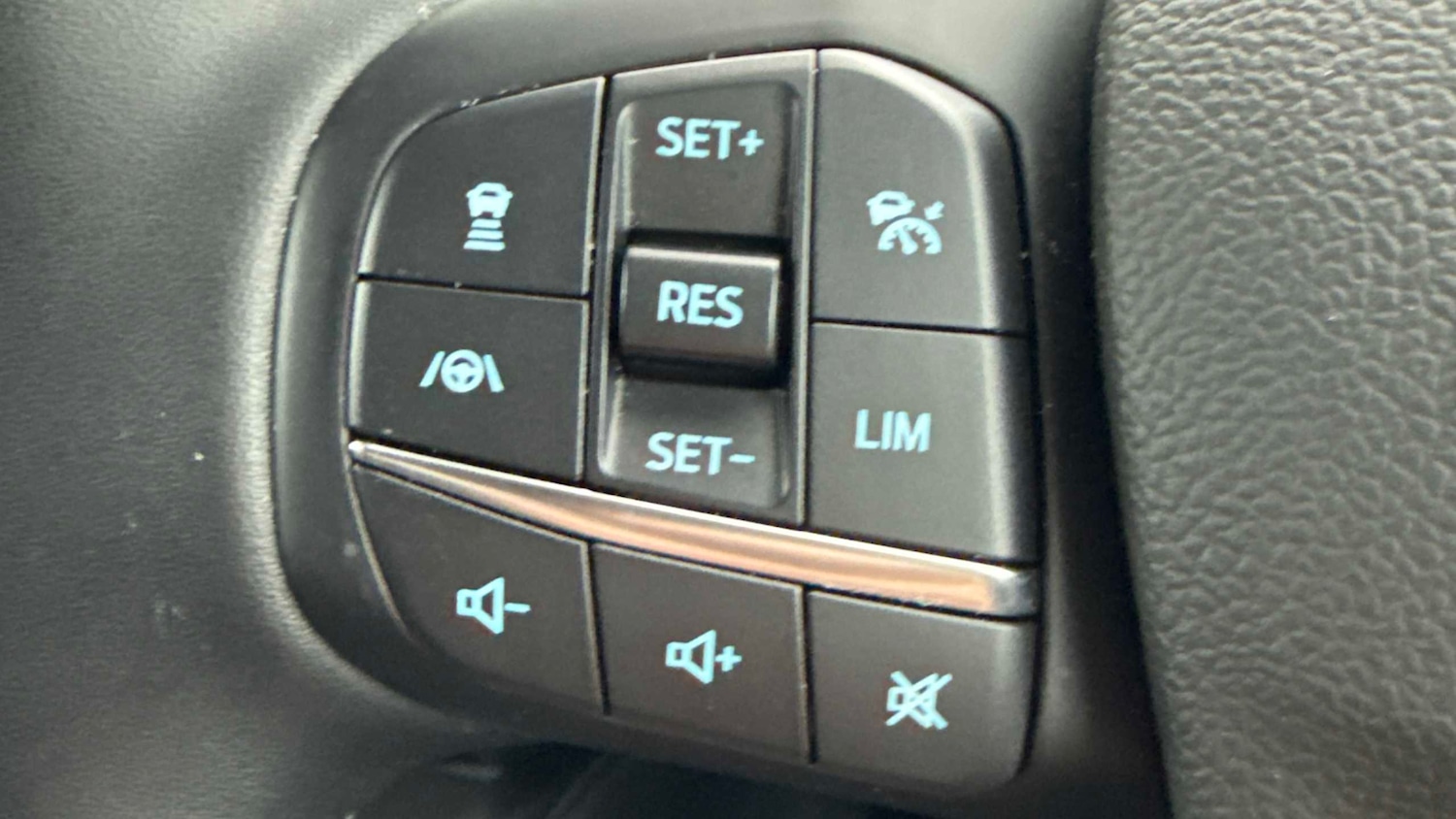 Used Ford Focus 2025 for sale - 77000125: Photo 16