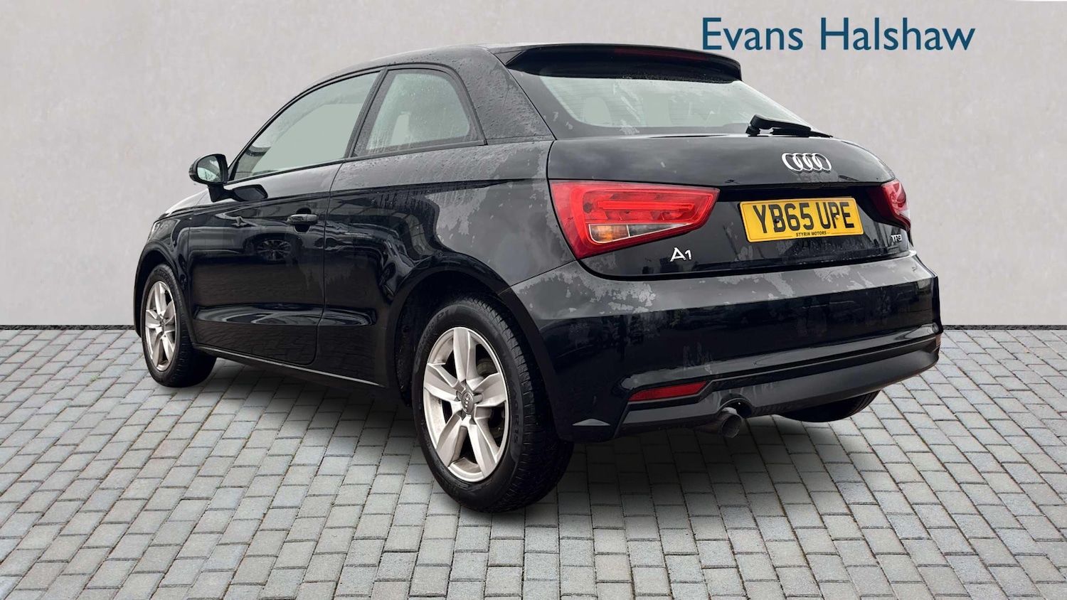 Used Audi A1 2016 for sale - 77615425: Photo 2