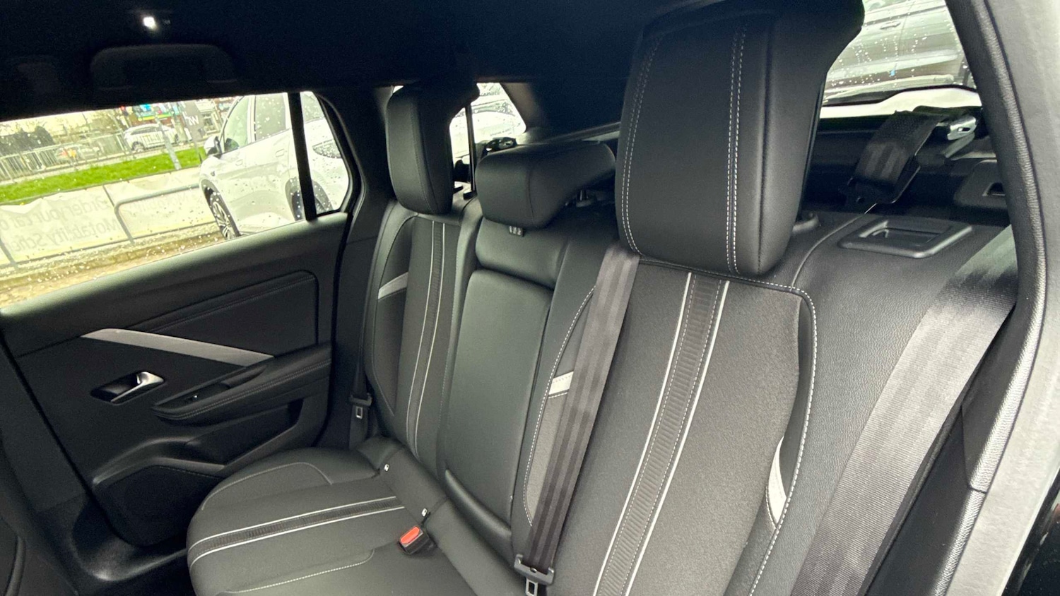 Used Vauxhall Astra 2023 for sale - 77996017: Photo 14