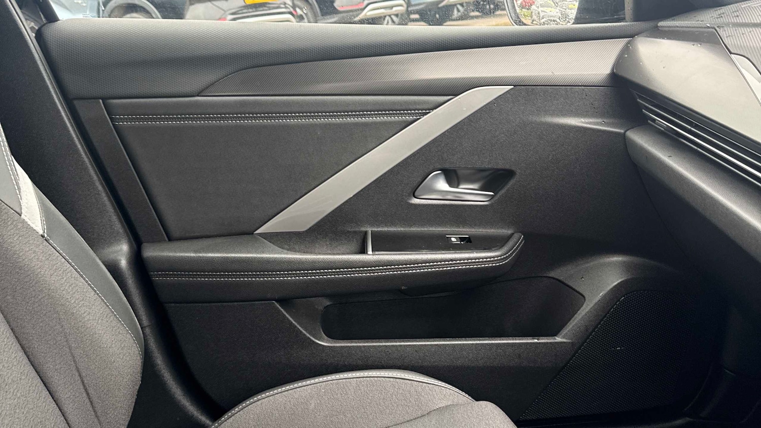 Used Vauxhall Astra 2023 for sale - 77996017: Photo 16