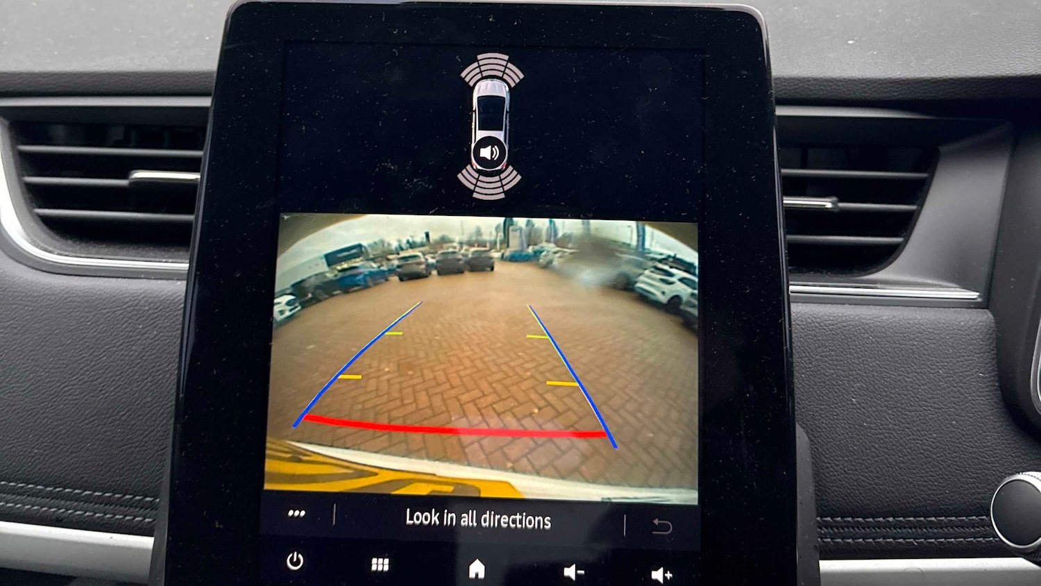 Used Renault Zoe 2022 for sale - 76875778: Photo 8