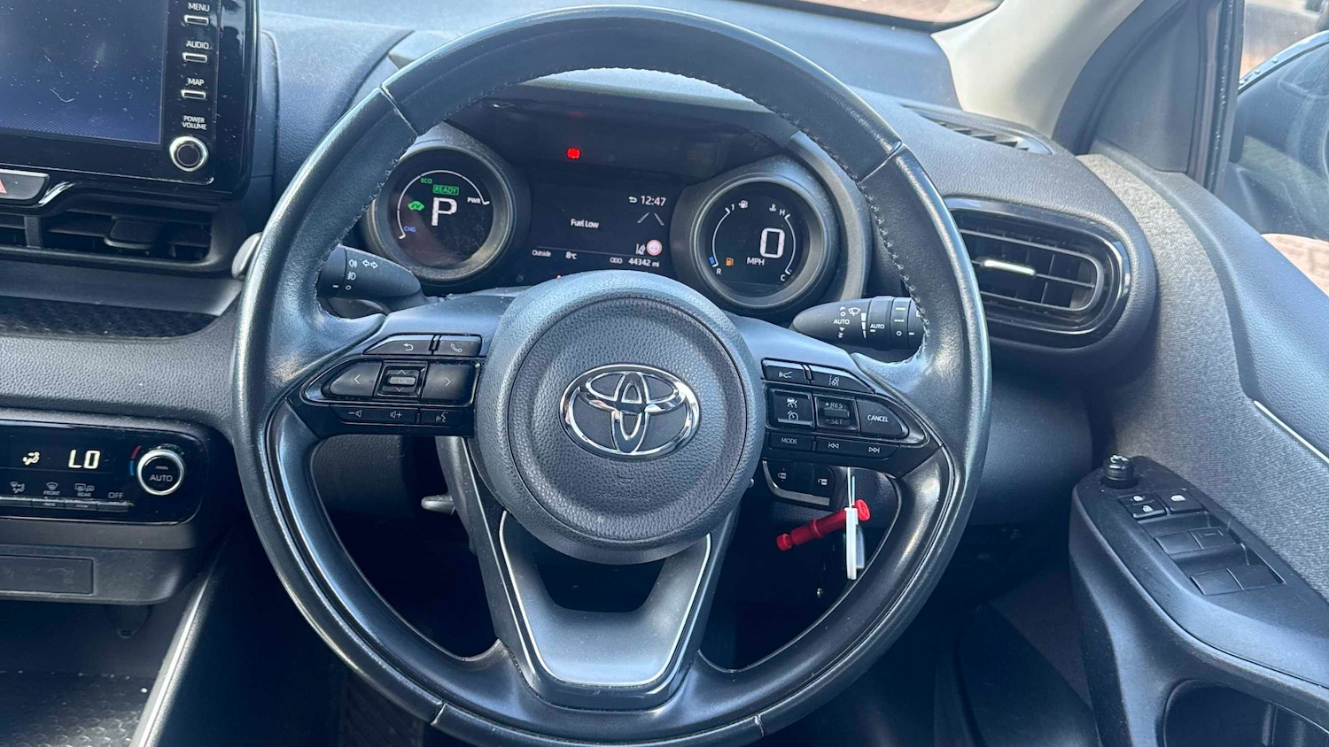 Used Toyota Yaris 2021 for sale - 78129632: Photo 11