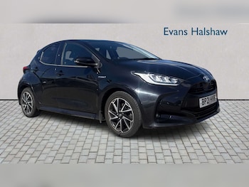 Used Toyota Yaris 2021 for sale - 78129632: Photo