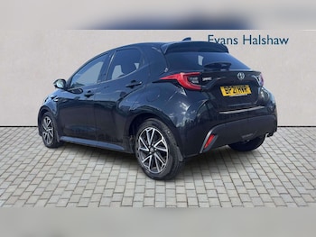 Used Toyota Yaris 2021 for sale - 78129632: Photo