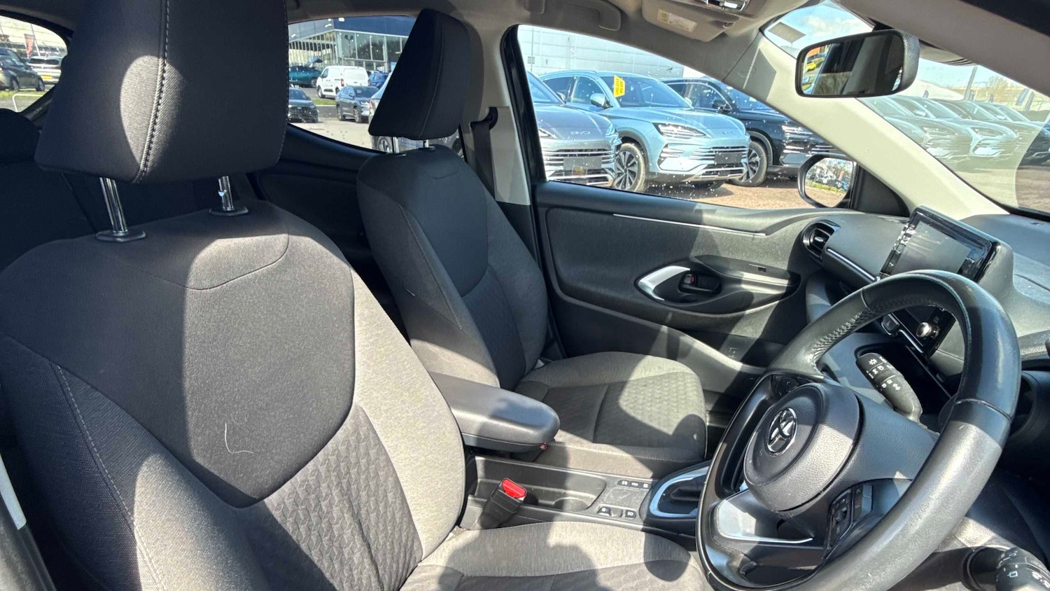 Used Toyota Yaris 2021 for sale - 78129632: Photo 3