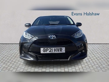 Used Toyota Yaris 2021 for sale - 78129632: Photo