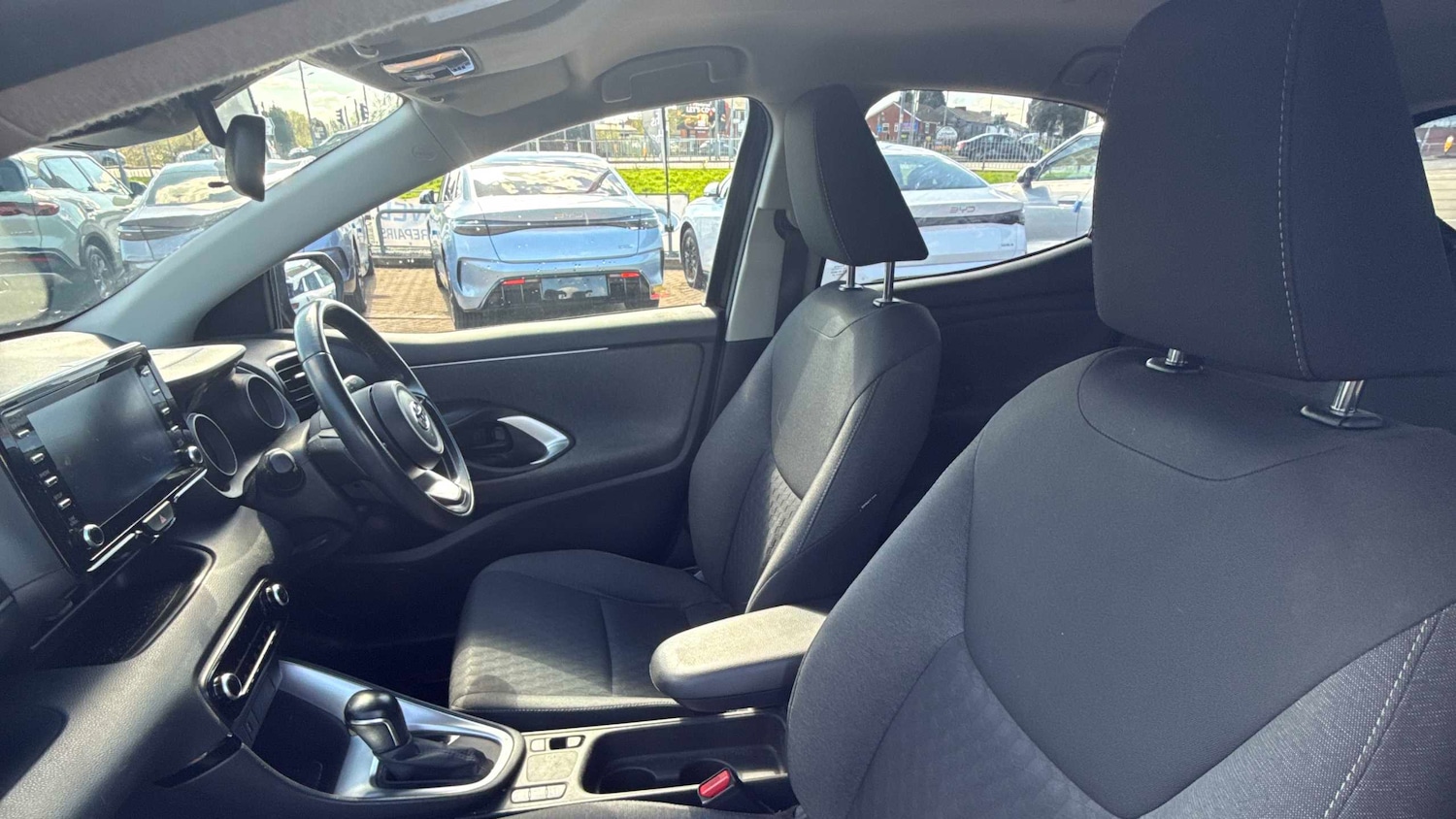 Used Toyota Yaris 2021 for sale - 78129632: Photo 9