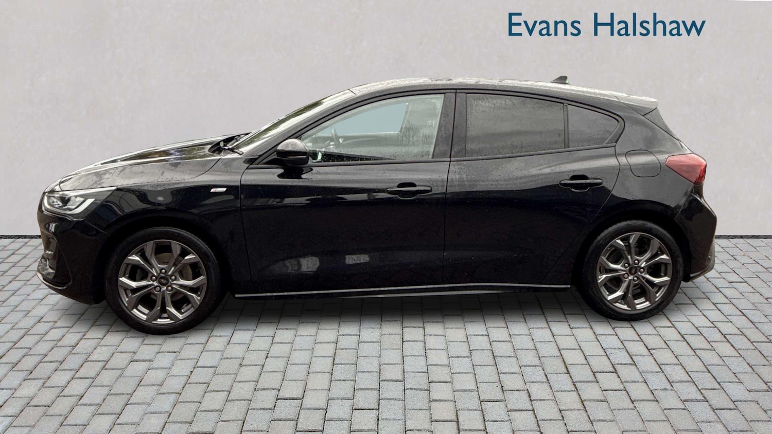 Used Ford Focus 2022 for sale - 76421069: Photo 4