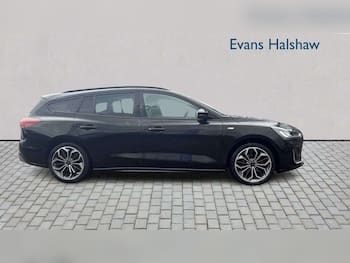 Used Ford Focus 2023 for sale - 79753798: Photo