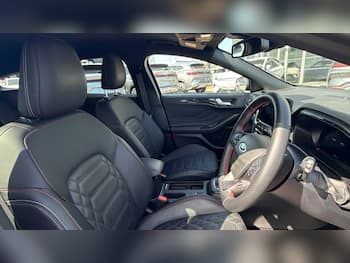 Used Ford Focus 2023 for sale - 79753798: Photo