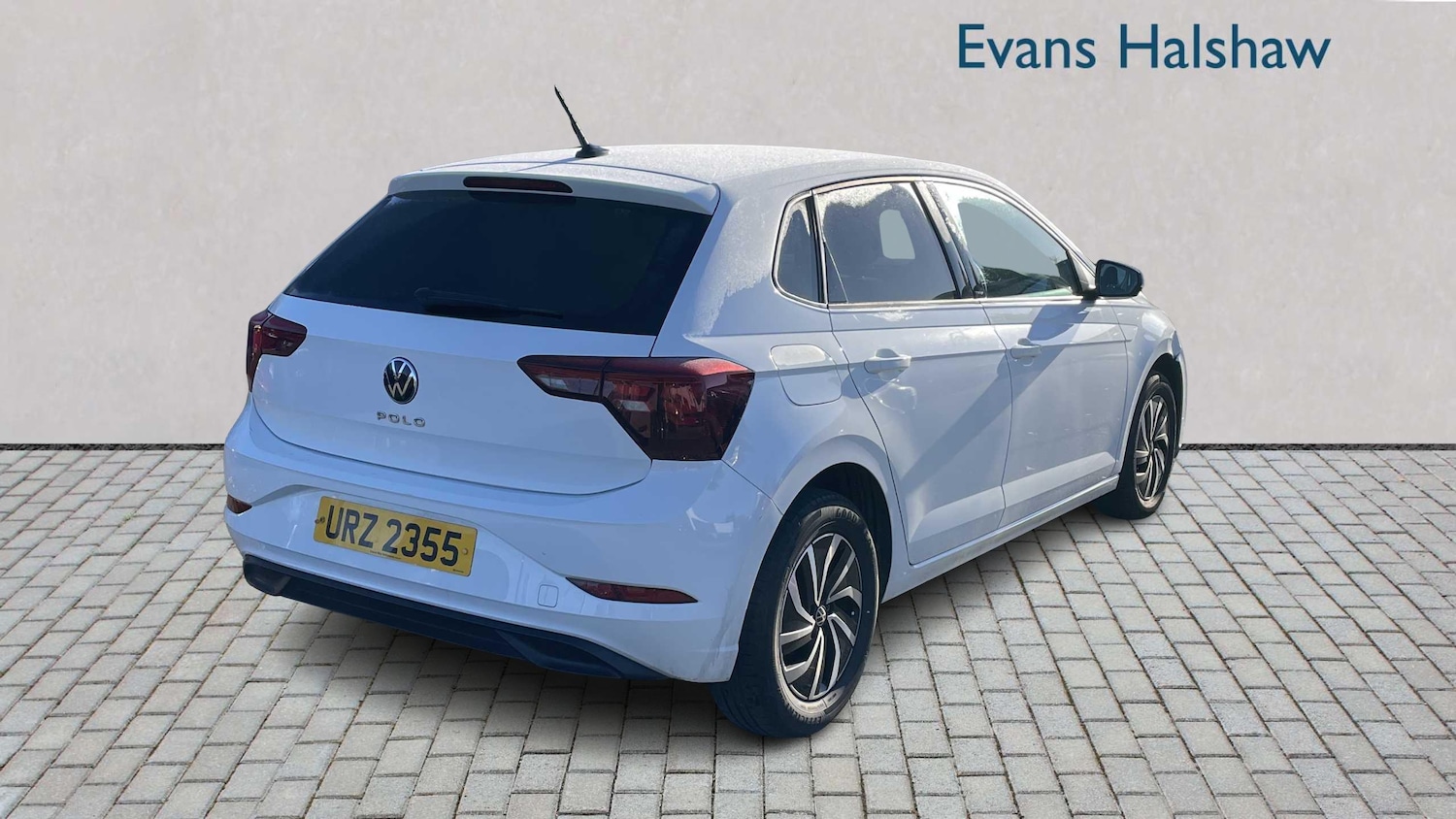 Used Volkswagen Polo 2022 for sale - 76648824: Photo 2