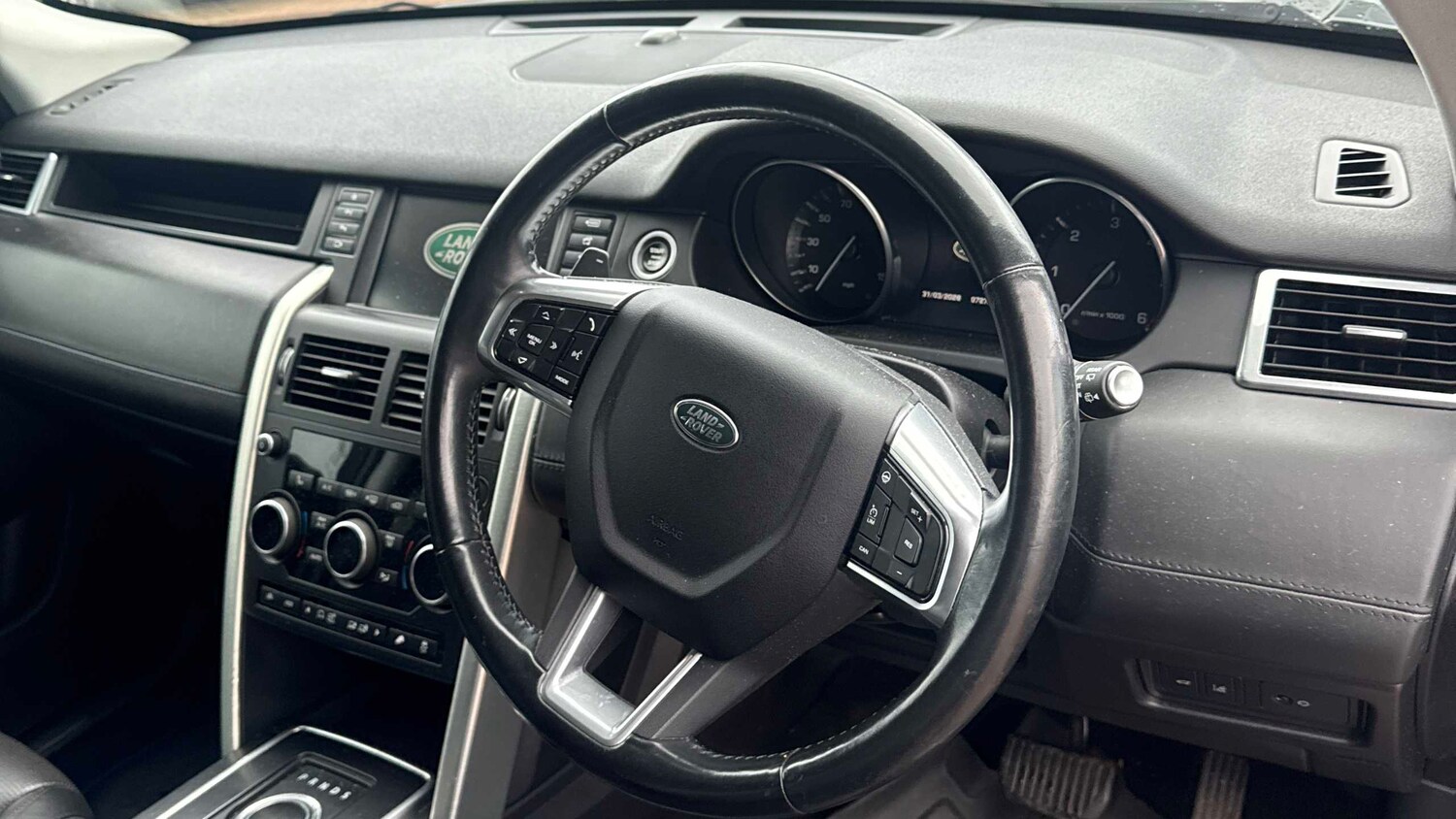 Used Land Rover Discovery Sport 2016 for sale - 78090156: Photo 8