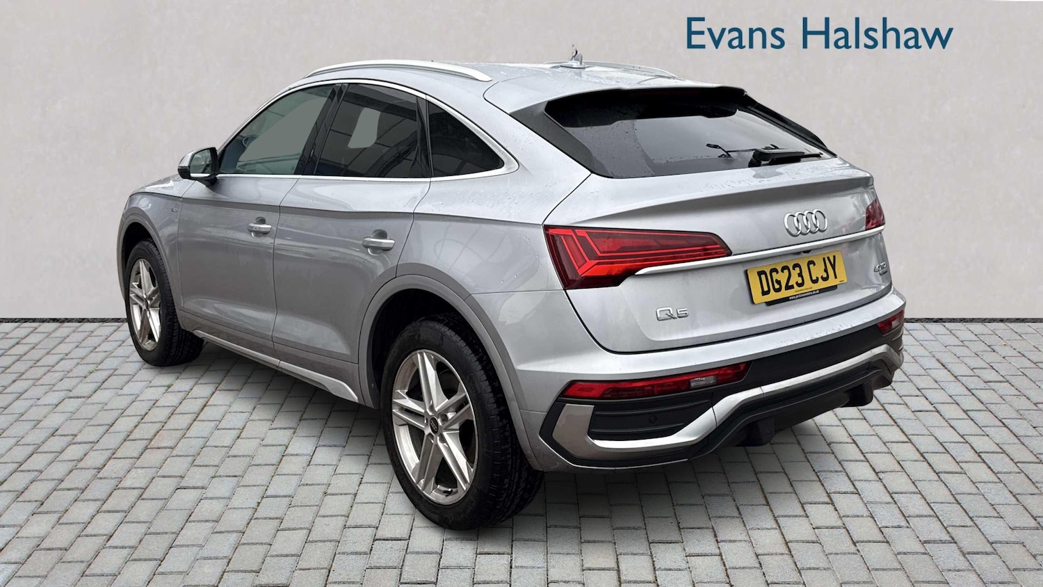 Used Audi Q5 2023 for sale - 77194480: Photo 3