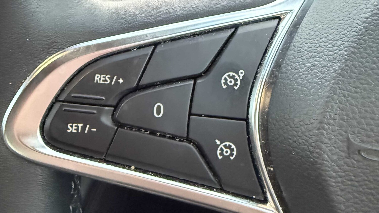 Used Renault Zoe 2022 for sale - 77698749: Photo 10