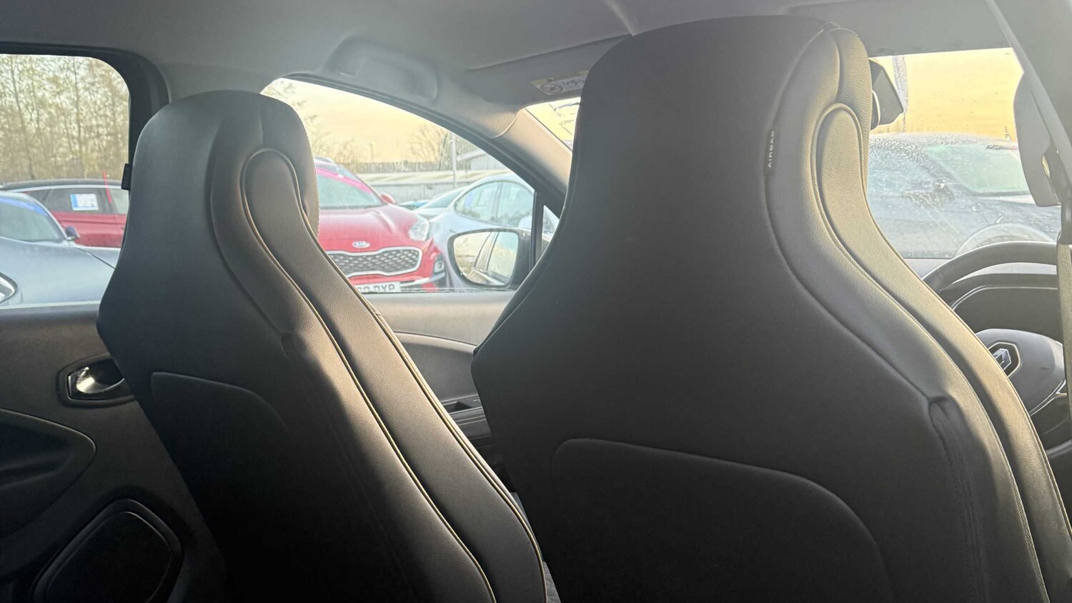 Used Renault Zoe 2022 for sale - 77698749: Photo 7