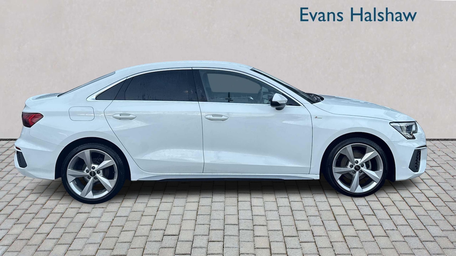 Used Audi A3 for sale - 76732337: Photo 2