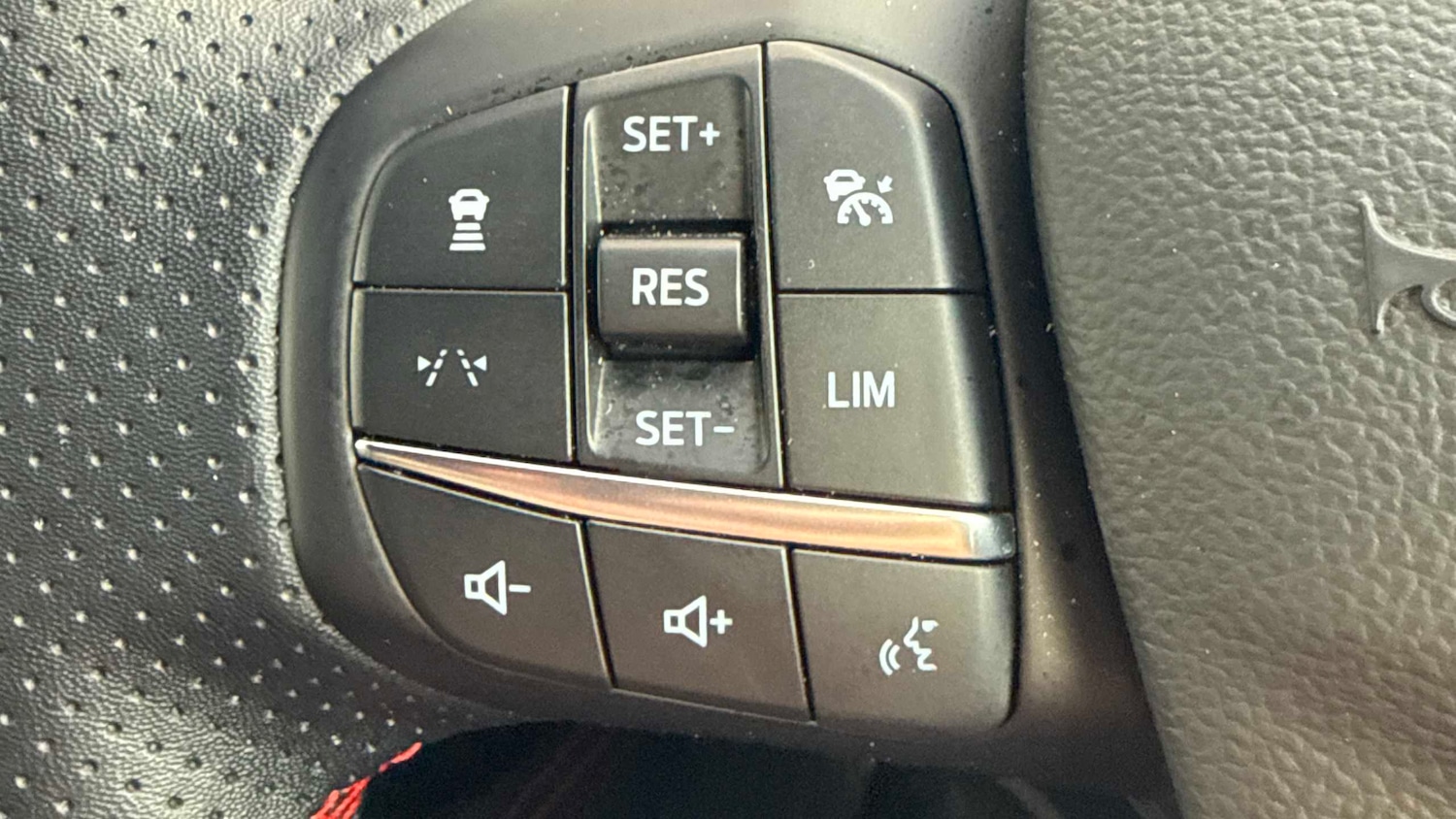 Used Ford Kuga 2024 for sale - 77011210: Photo 15