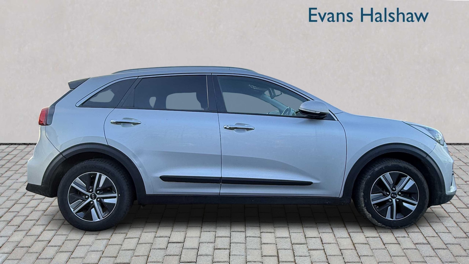 Used Kia Niro 2021 for sale - 77514397: Photo 2