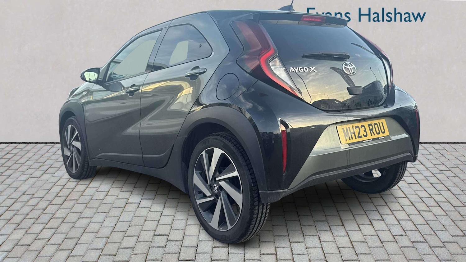 Used Toyota Aygo X for sale - 77661087: Photo 2