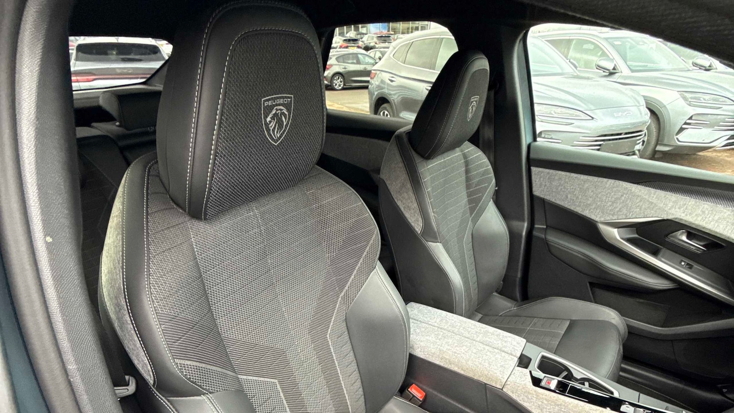 Used Peugeot 3008 2025 for sale - 77800049: Photo 7