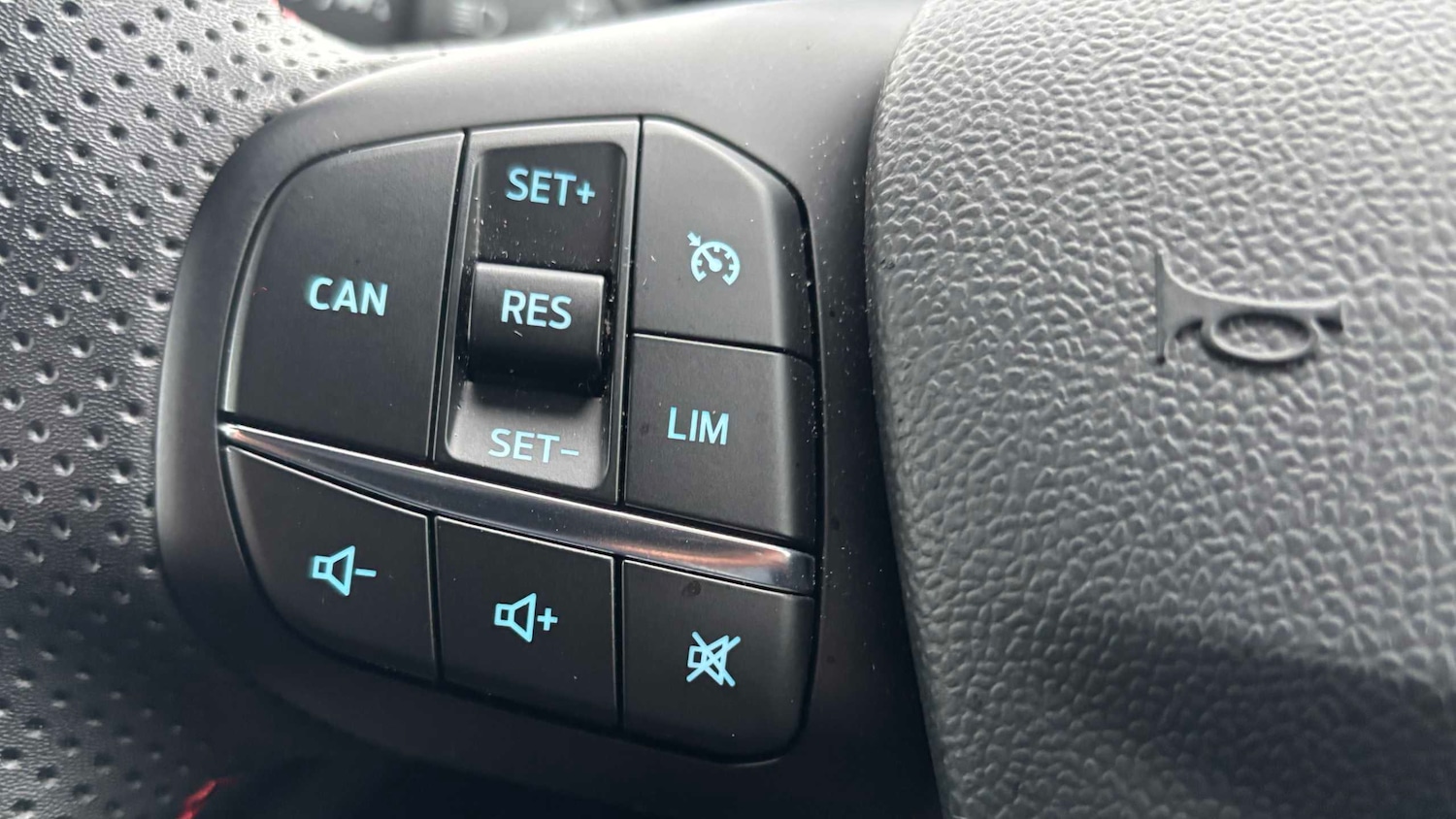 Used Ford Puma 2023 for sale - 76745950: Photo 33