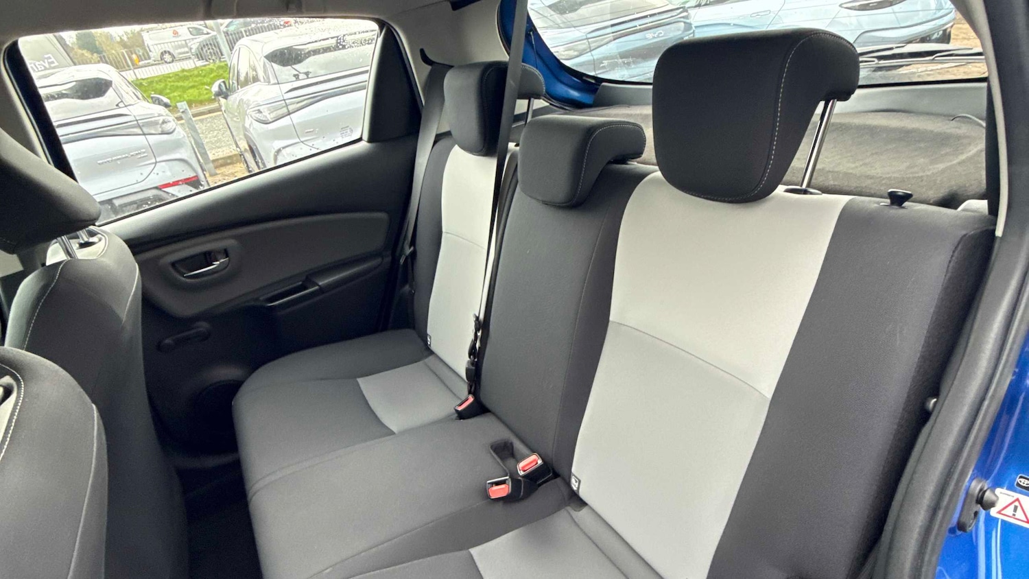 Used Toyota Yaris 2019 for sale - 77899241: Photo 10