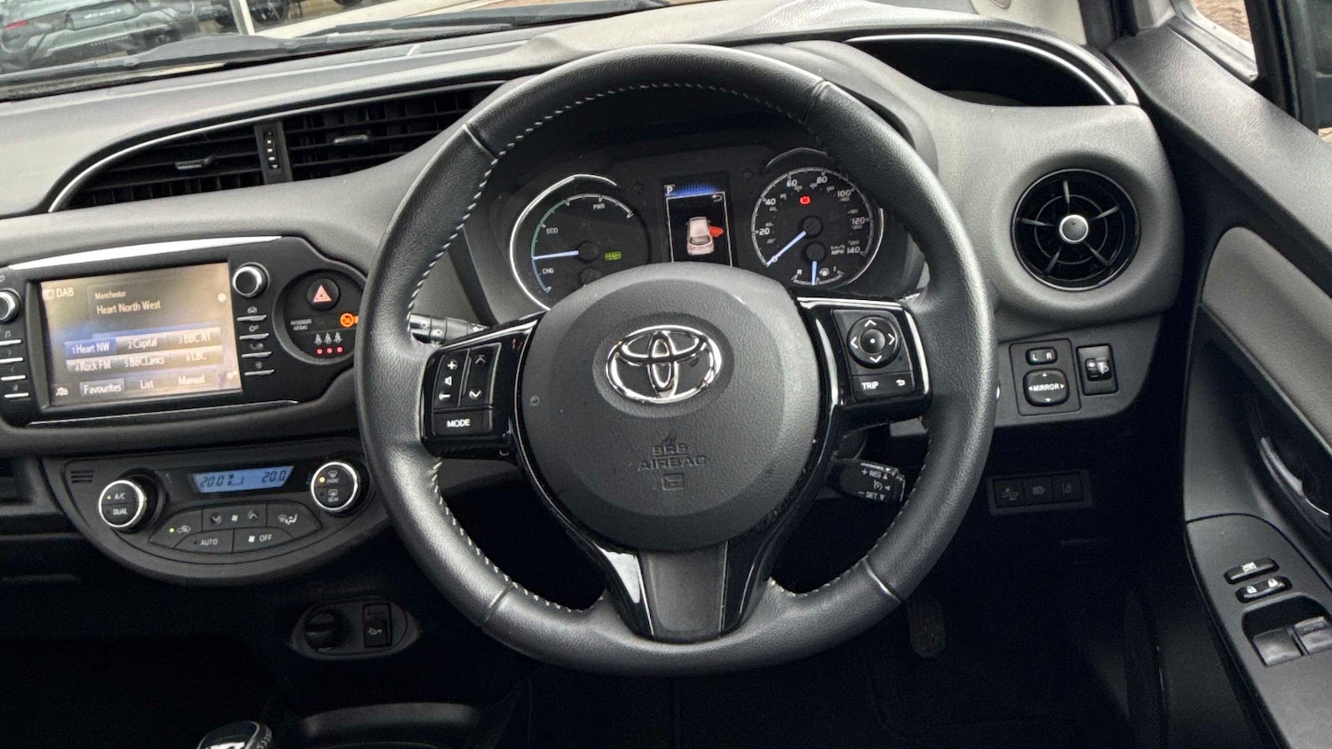 Used Toyota Yaris 2019 for sale - 77899241: Photo 12