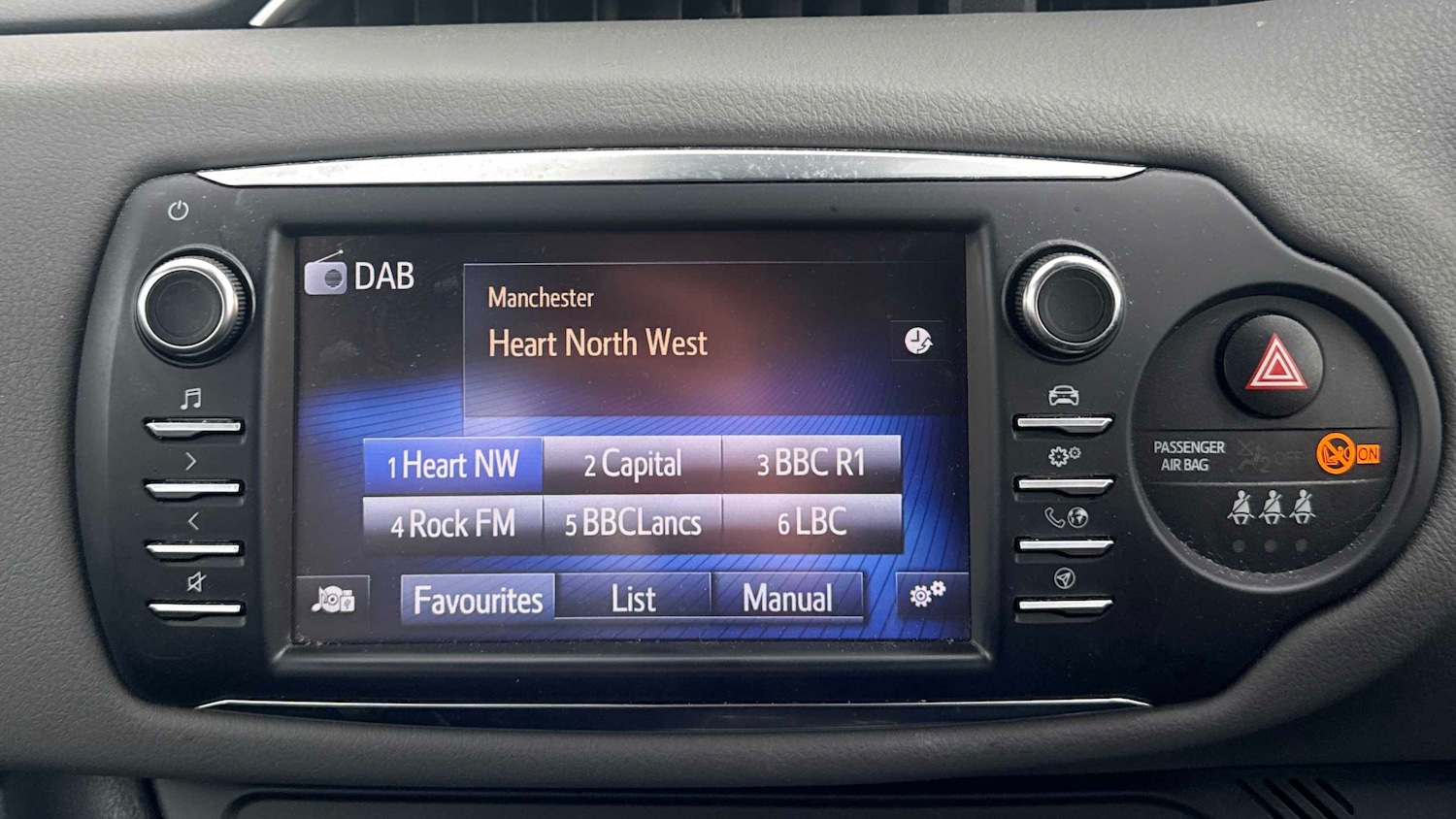 Used Toyota Yaris 2019 for sale - 77899241: Photo 19