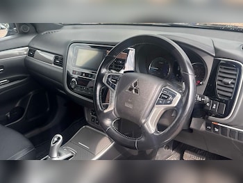 Used Mitsubishi Outlander 2019 for sale - 79306661: Photo