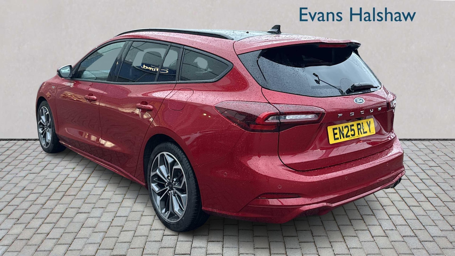 Used Ford Focus 2025 for sale - 76978671: Photo 3