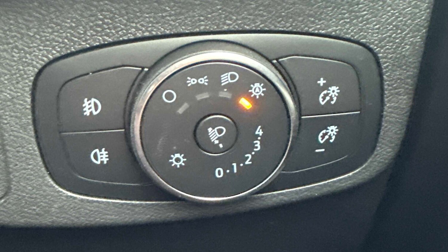 Used Ford Focus 2025 for sale - 78187857: Photo 26