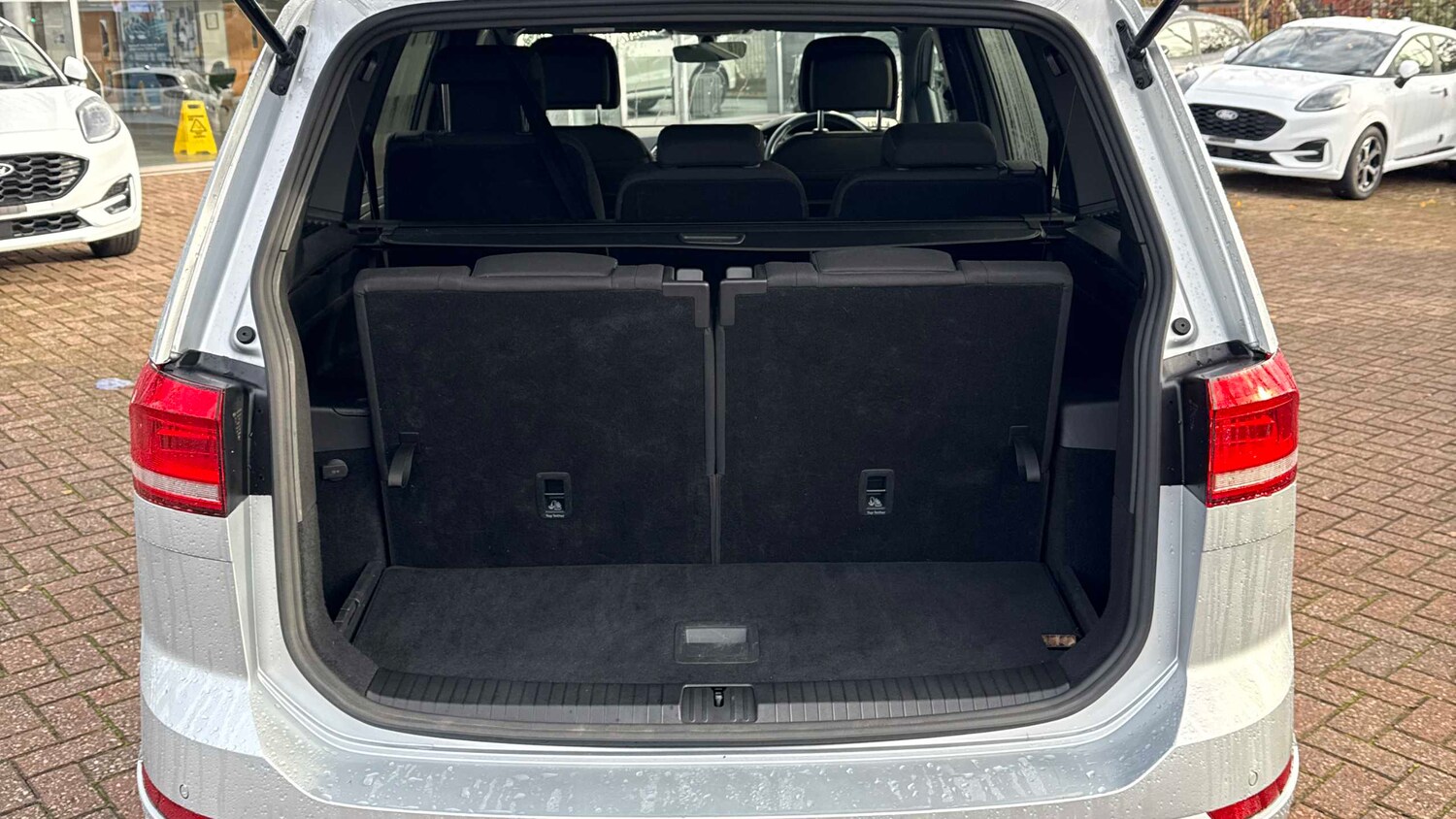 Used Volkswagen Touran 2020 for sale - 77194642: Photo 33