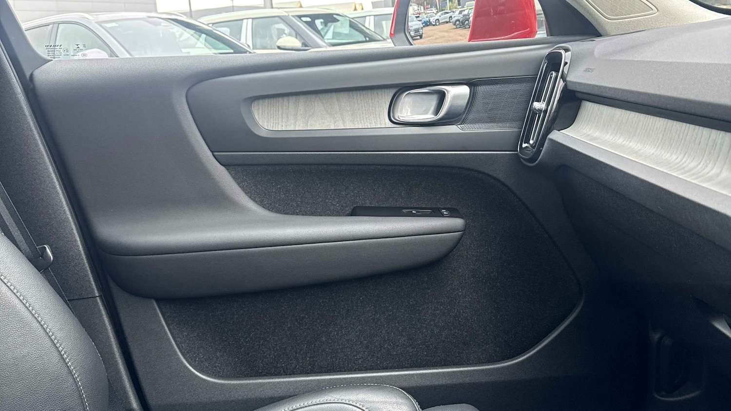 Used Volvo XC40 2021 for sale - 77270126: Photo 13