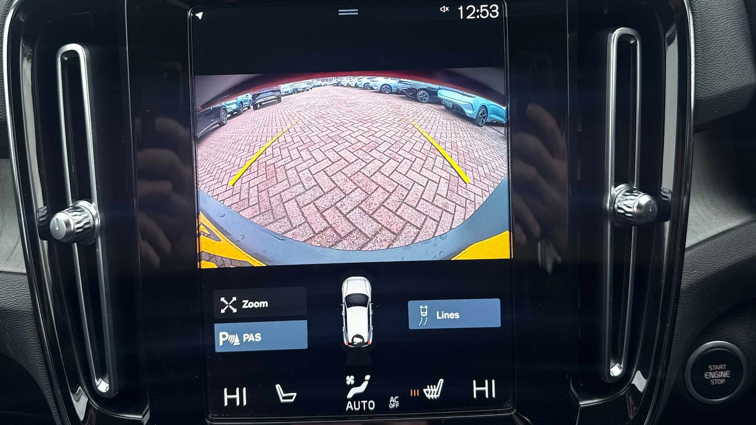 Used Volvo XC40 2021 for sale - 77270126: Photo 17